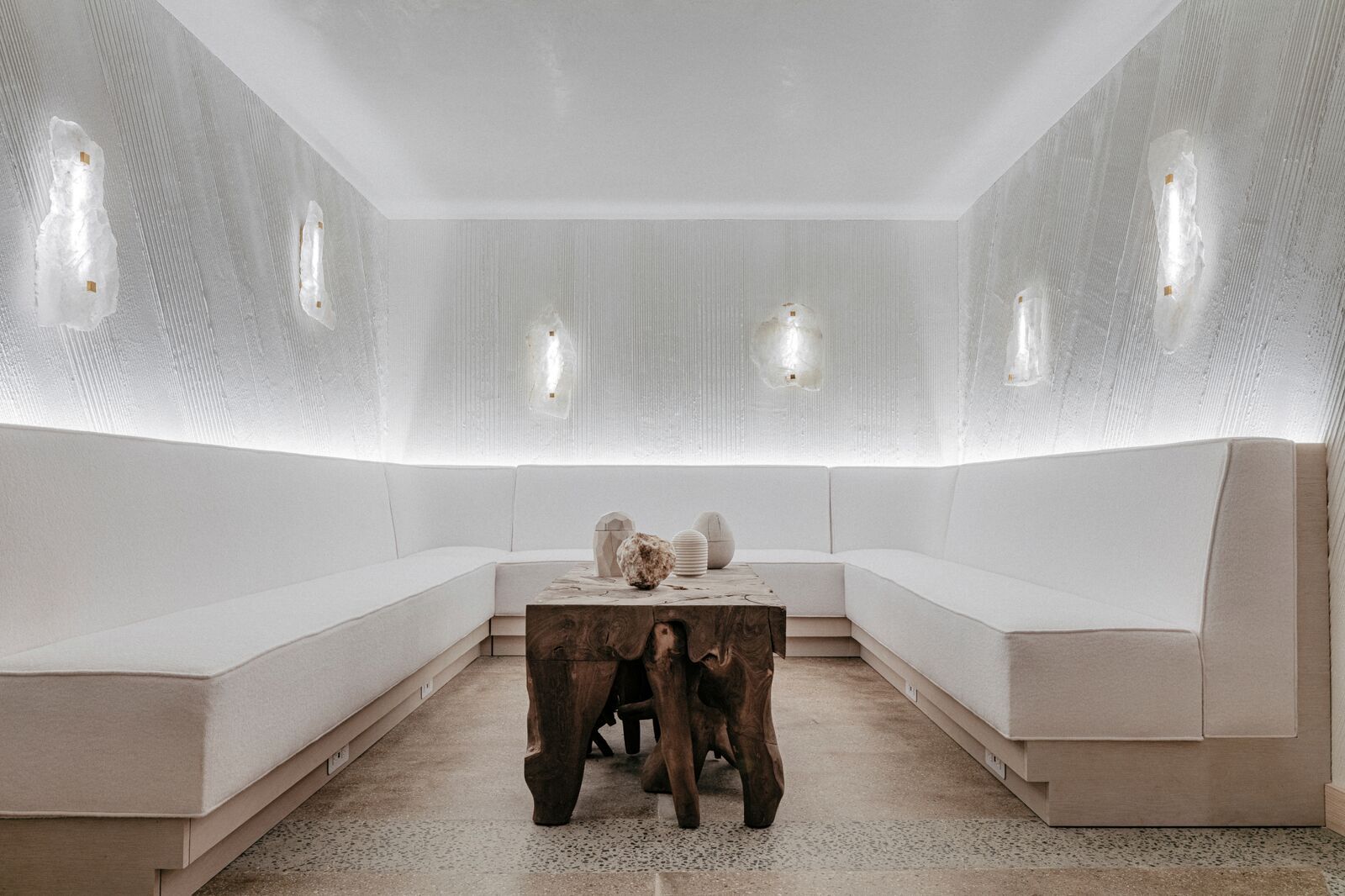 Carrera Lime Plaster NATURAL WHITE Carrera Lime Plaster NATURAL WHITE