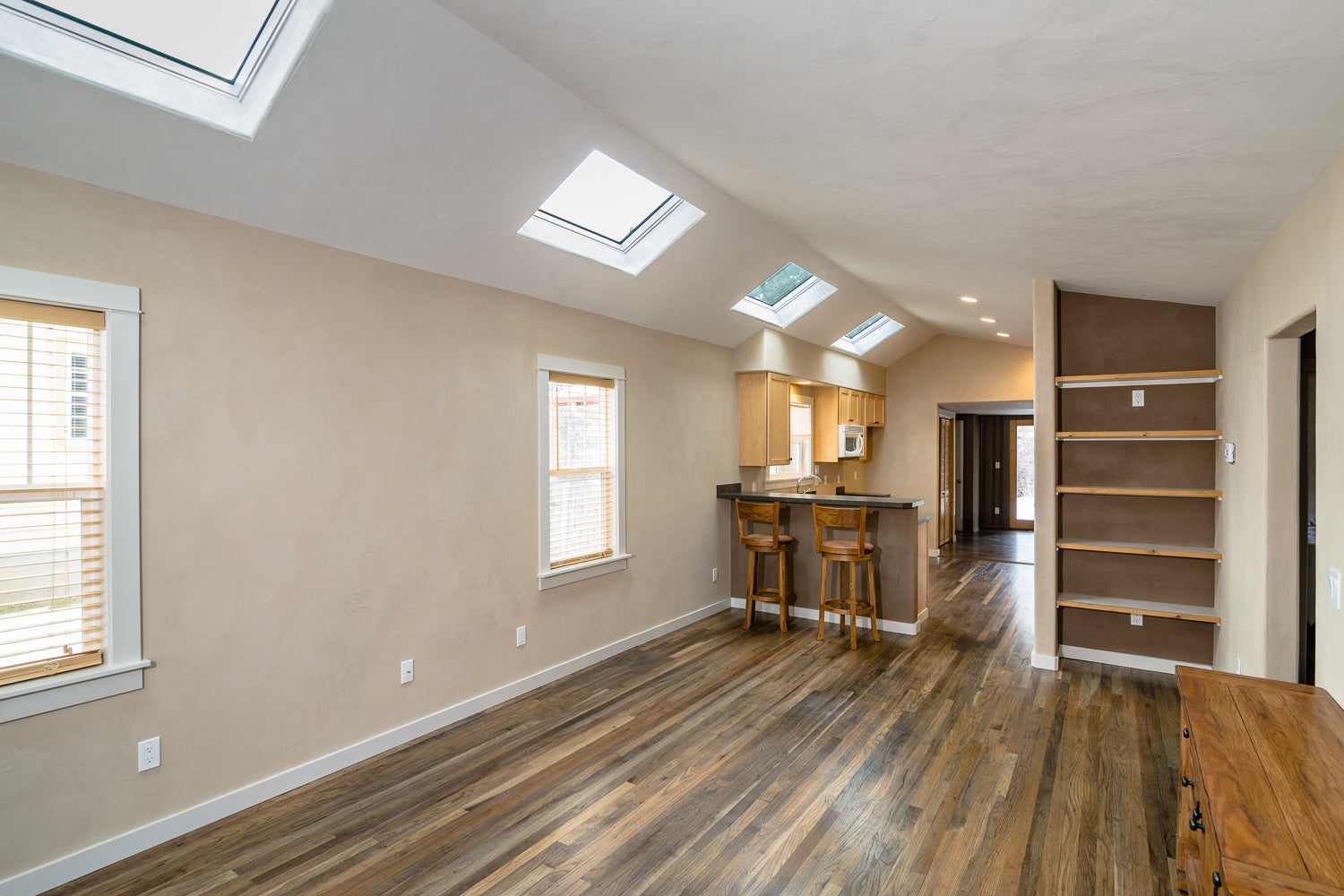Marmorino Lime Plaster BARLEY Marmorino Lime Plaster BARLEY