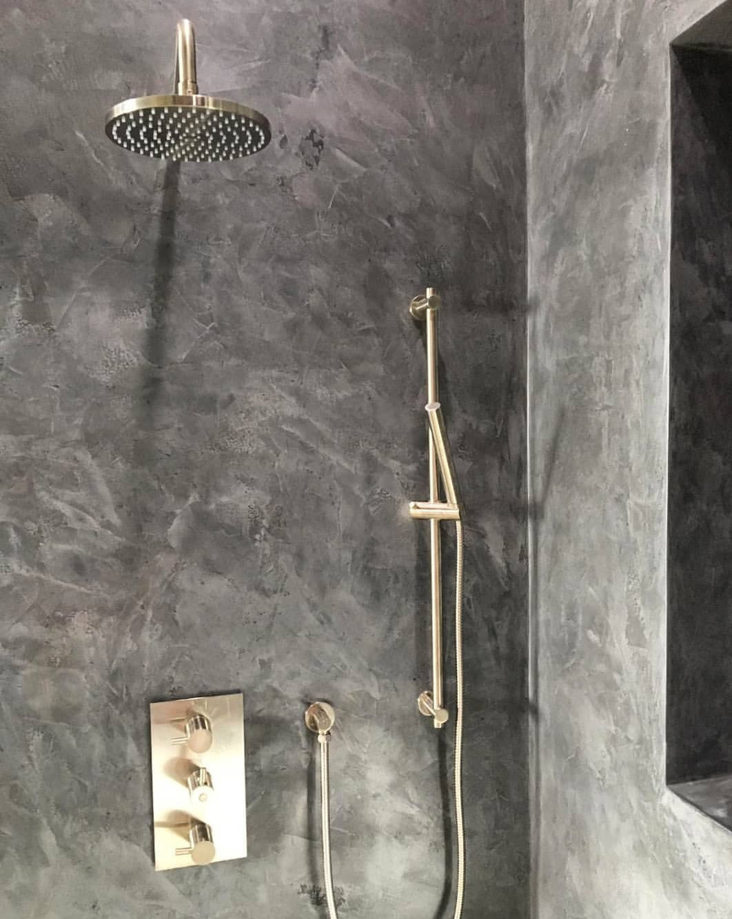Marmorino Lime Plaster CEMENT GREY Marmorino Lime Plaster CEMENT GREY